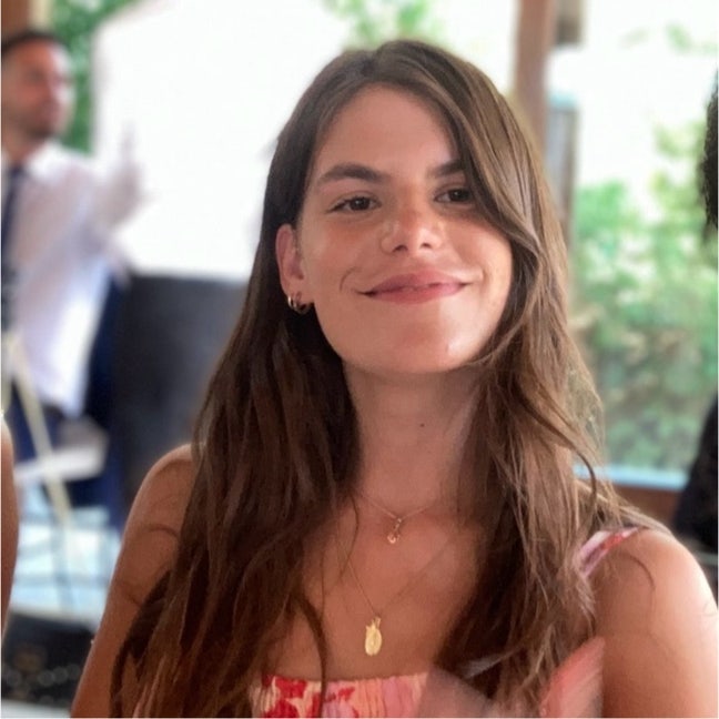 Italian Doctor 1 year stay from June Main Photo