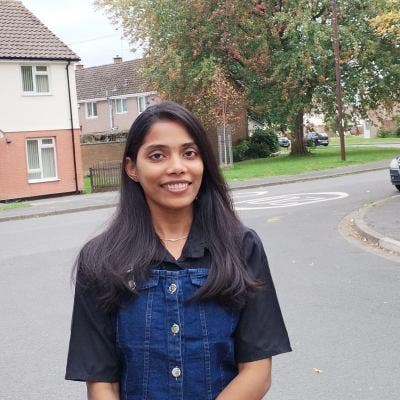 I am a female student aged 25. I am looking f... Main Photo