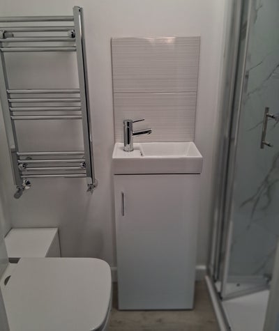 🌟 Newly Refurbished En-Suite Rooms in 5-Bed share Main Photo