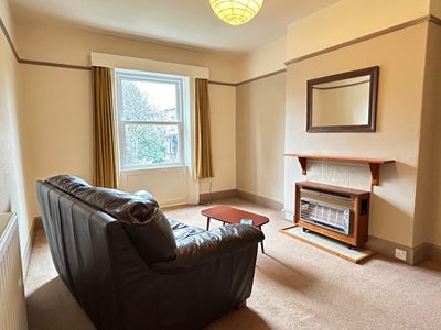 EDGERTON 1 bed S/C, furnished flat Main Photo