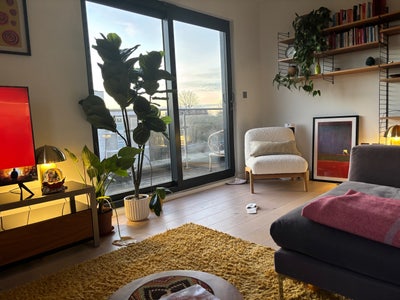 Available room in East Putney  Main Photo