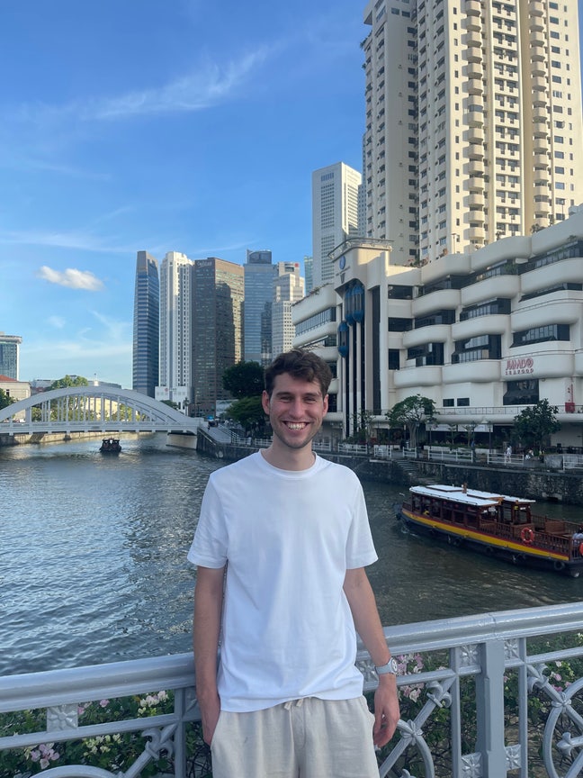 Easy going, sociable guy looking for room in SW  Main Photo