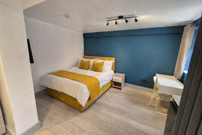 En Suite Studio Coventry Nr Hospital NO DEPOSIT Main Photo