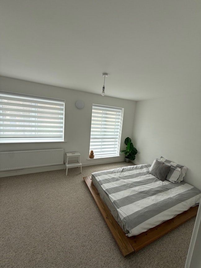 Furnished Double Room - Newcastle Main Photo