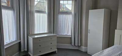 Large Double Room Available Now Main Photo