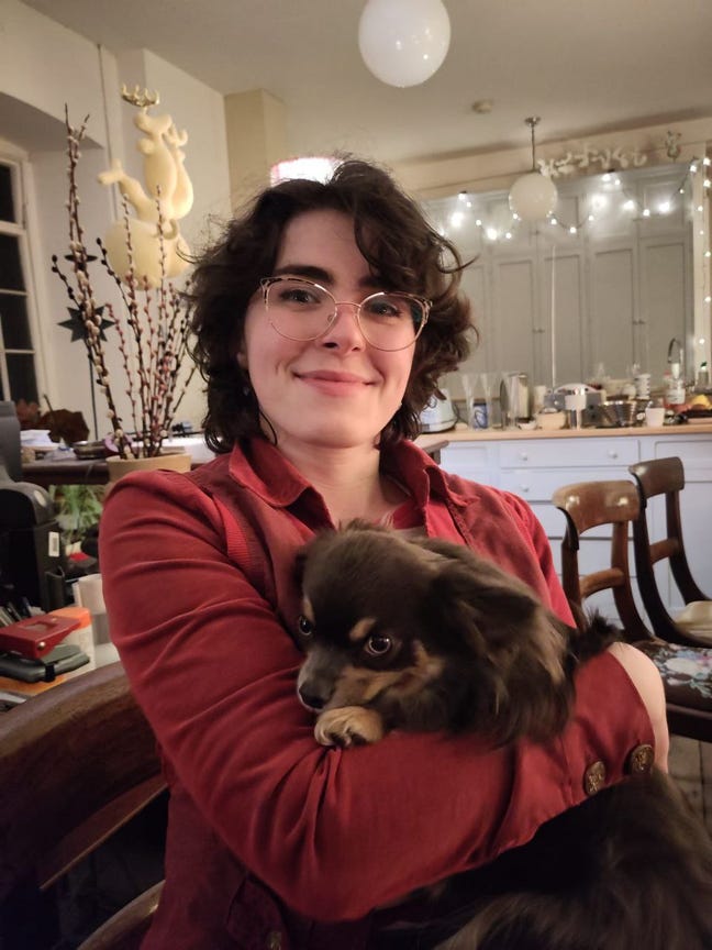 Artist is looking for a room! Main Photo