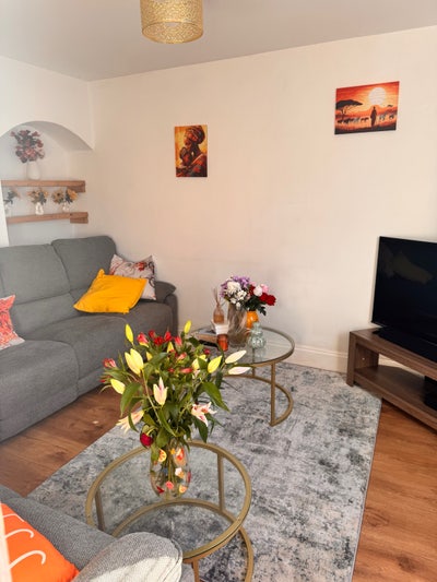 House Share Main Photo