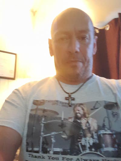 Wanted place too rent  Main Photo