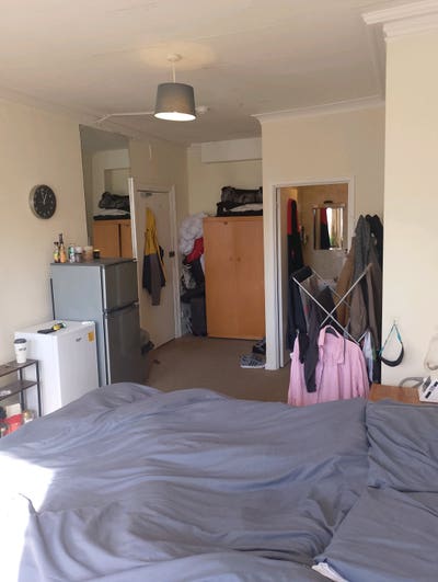 Exceptionally large En-Suite Room Main Photo