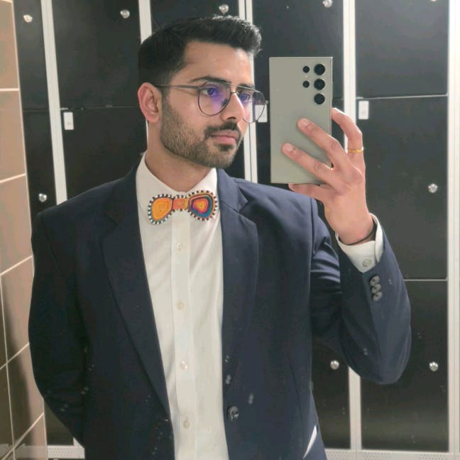 Professional Male seeks a single or double room Main Photo