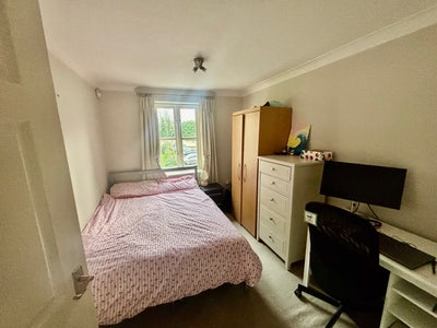 Double Room in 2 bed flat – Stockwell SW9 Main Photo