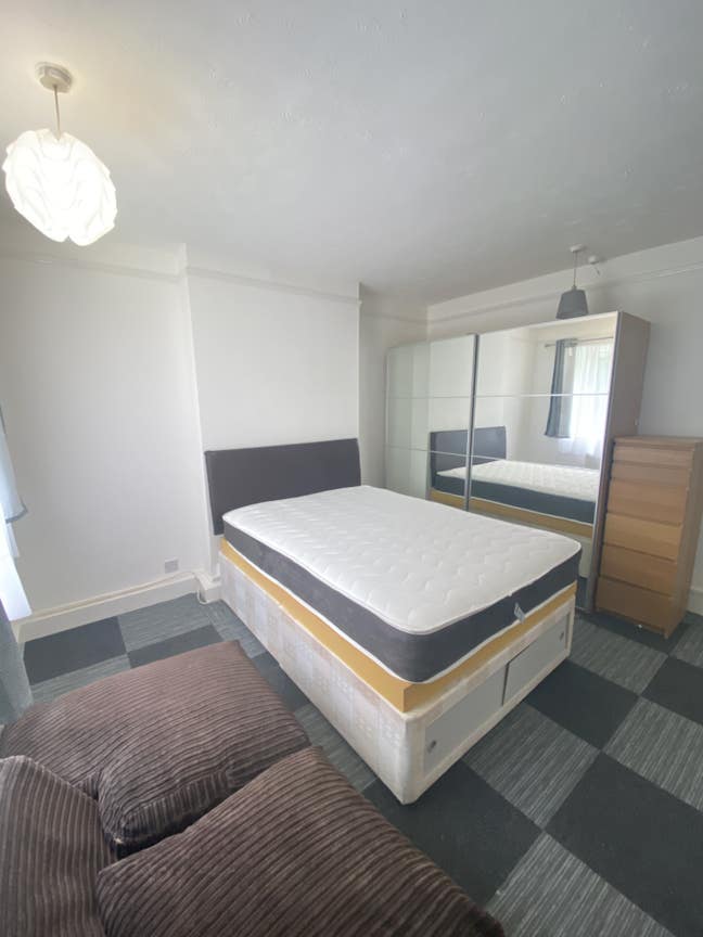 Double Room for rent in Brixton &pound;900 pcm Main Photo