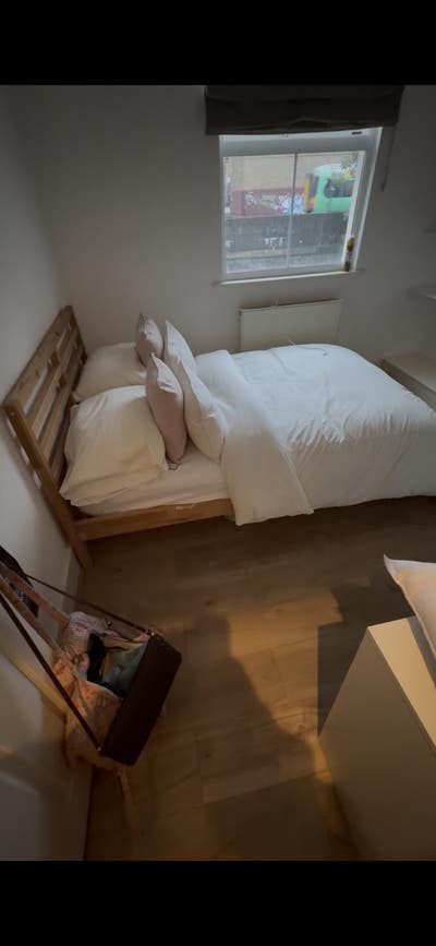 Double bed  Main Photo