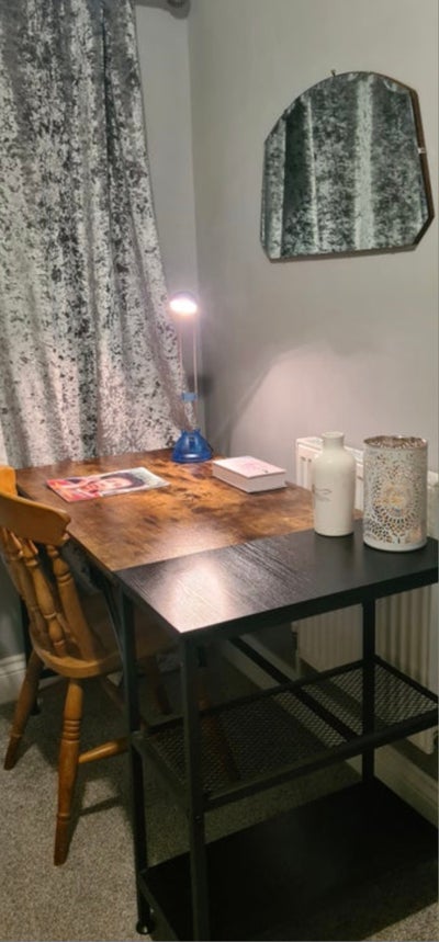 Cosy single room with private ensuite bathroom  Main Photo