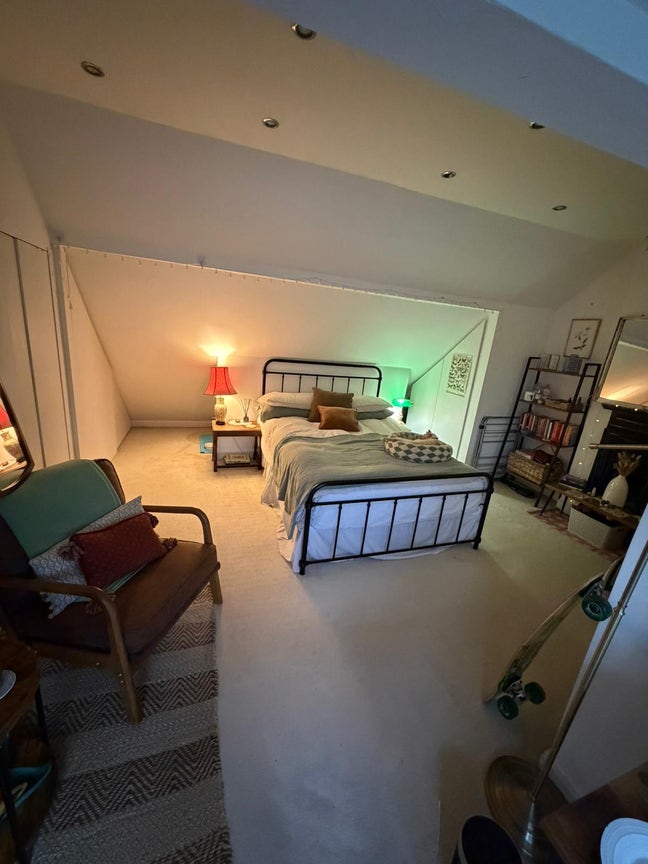 2 x large rooms available in Streatham Hill! Main Photo