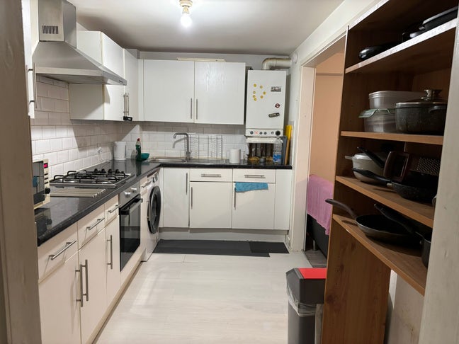 Habitacion doble grande para 1 persona  Main Photo