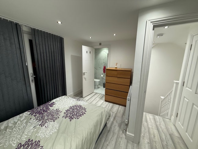 Double Room with En-Suite  Main Photo