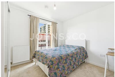 Flatmate Want:Ground floor 2 bed Apt+ Resident Gym Main Photo