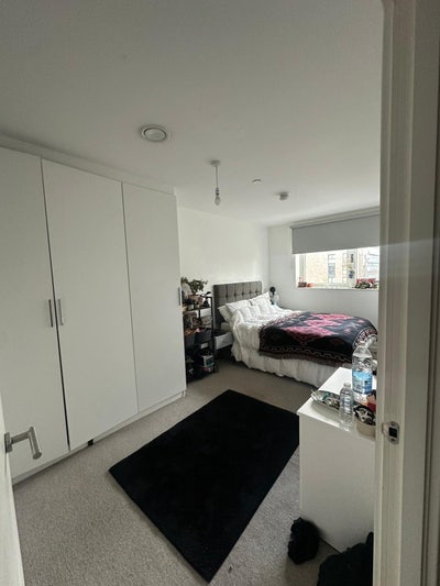 2 rooms to fill in 3 bed flat Main Photo