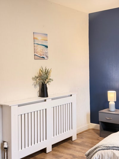 Centre Located Professional HMO Room Malinslee TF3 Main Photo