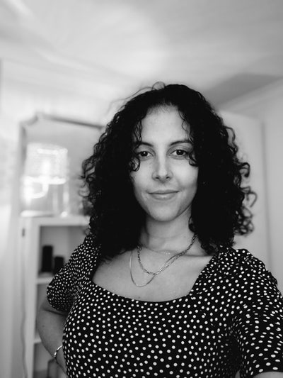 Professional female available in April  Main Photo