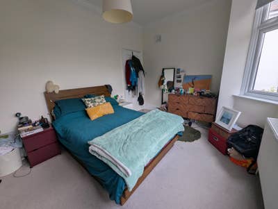 Bright & Spacious Double Room-near Ealing Broadway Main Photo