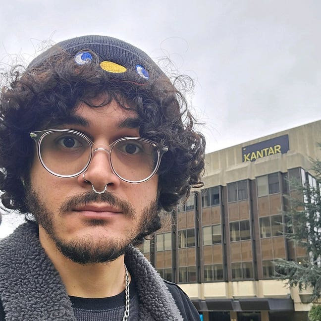 Looking for a Room Main Photo