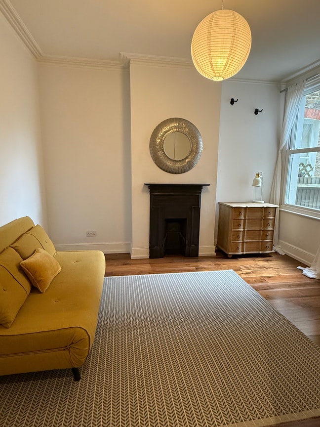 Double Room - 2 Bed Flat - 28F Roomate Main Photo