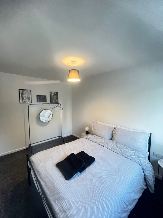 Double room opp Co Op Live Arena- all bills inc! Main Photo