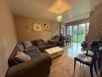 Modern 4-Bedroom Bungalow in peaceful location. Main Photo