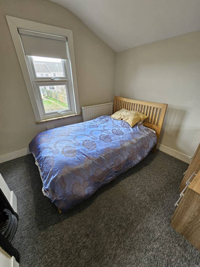 Rooms with ensuites in popular location Main Photo