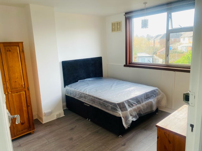 💫  Leagrave Station/ L&D Hospital Main Photo