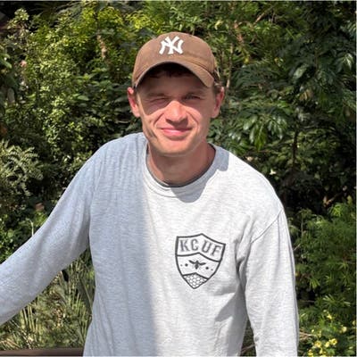 Professional Male seeks a double room Main Photo