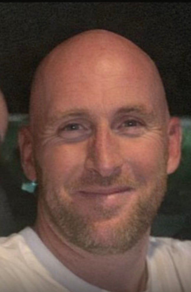 Professional Male seeks a double room Main Photo