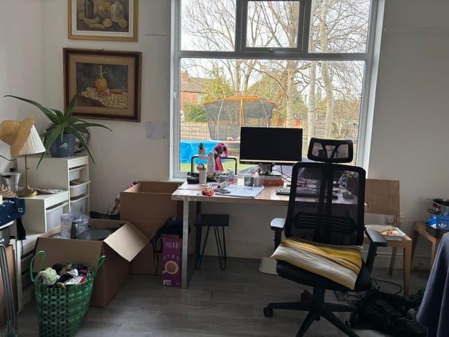 3 bed spacious home Main Photo