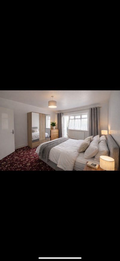 Master Bedroom w/ Private Balcony • 🏙️ &pound;950/month🔥 Main Photo