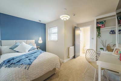 Brand New Rooms - Close to City Main Photo