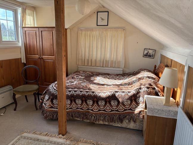 Room available, wonderful countryside views Main Photo