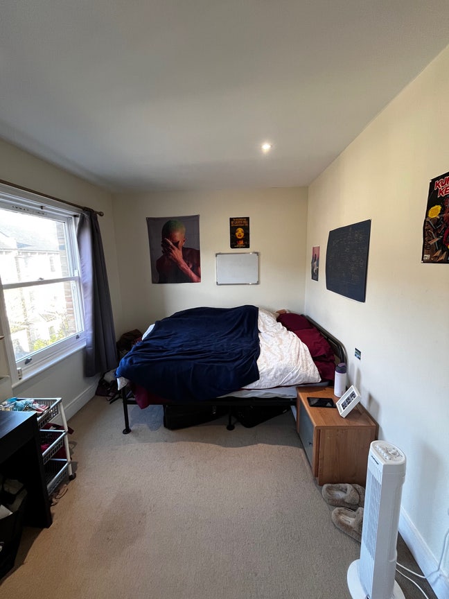 Double Room Available ASAP in All Girls House. ✨  Main Photo