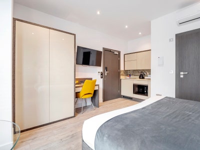 Modern Studio in Broadway - PE1 Main Photo