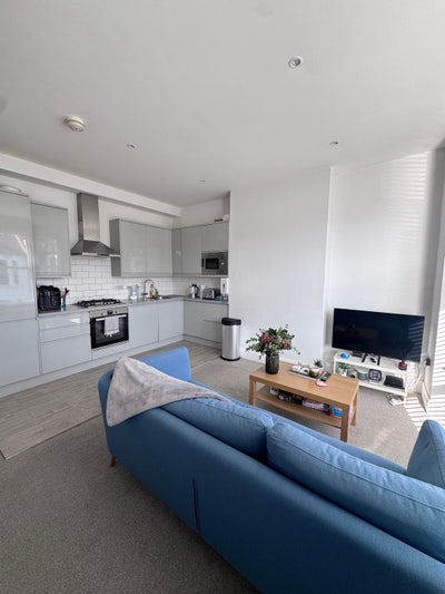 Double Room with Private Bathroom in Kensal Rise  Main Photo