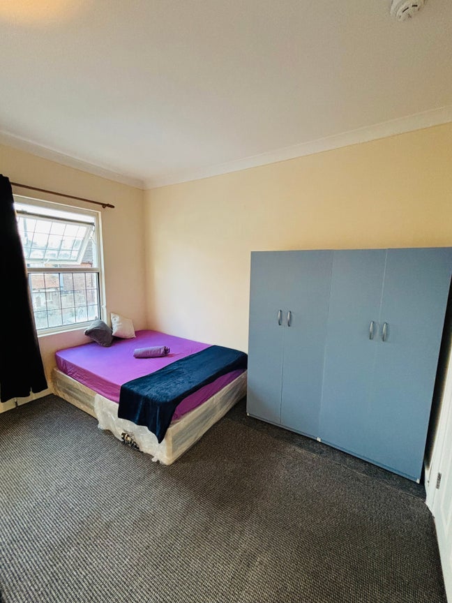 Master Room in Streatham 🤯 Do Not Miss It Main Photo