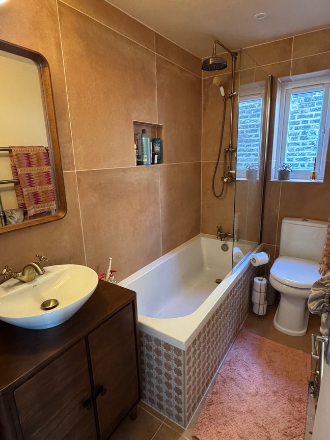 Bright double room on Telegraph Hill Main Photo