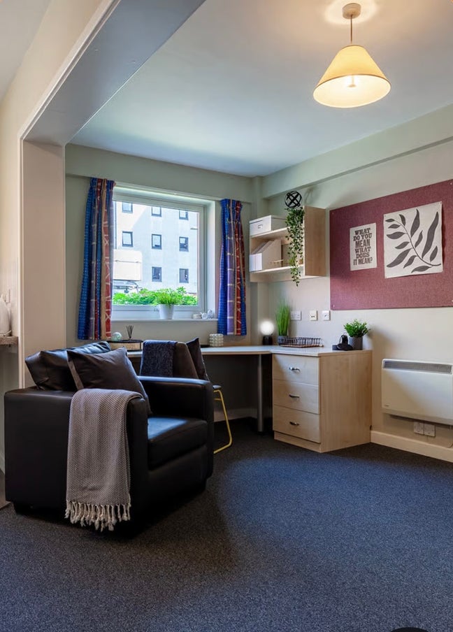 Tenancy Takeover- The forge Main Photo