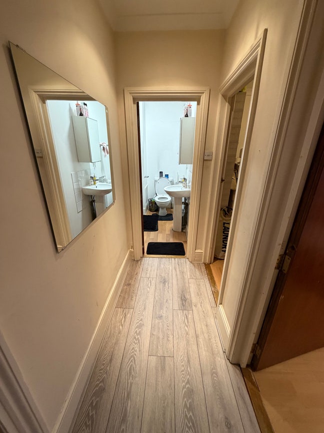 Flat Flat in Brixton  Main Photo