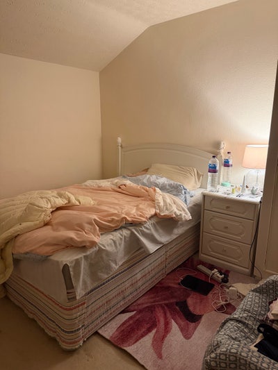 Sunny Double Room in N17-bills included Main Photo