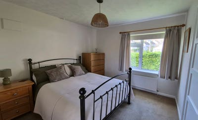 Bright Double Room, Peaceful Home Near Coast Main Photo