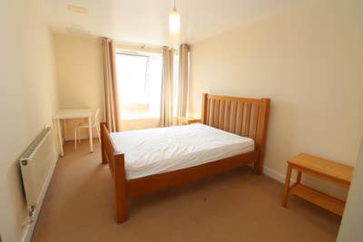 3 Beds/2 Baths - Steps from Canary Wharf  Main Photo