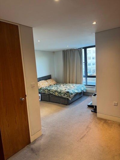 Double En-Suite Room - Close to Wandsworth Station Main Photo
