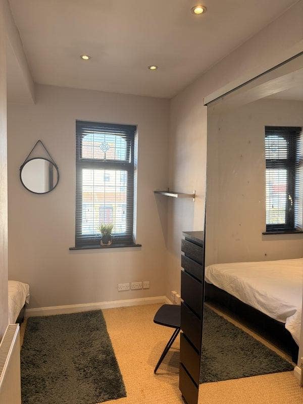 Shared Terrace House in Welling - 1 Double Room Main Photo